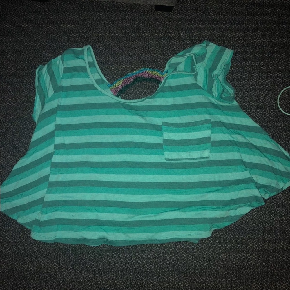 crop top